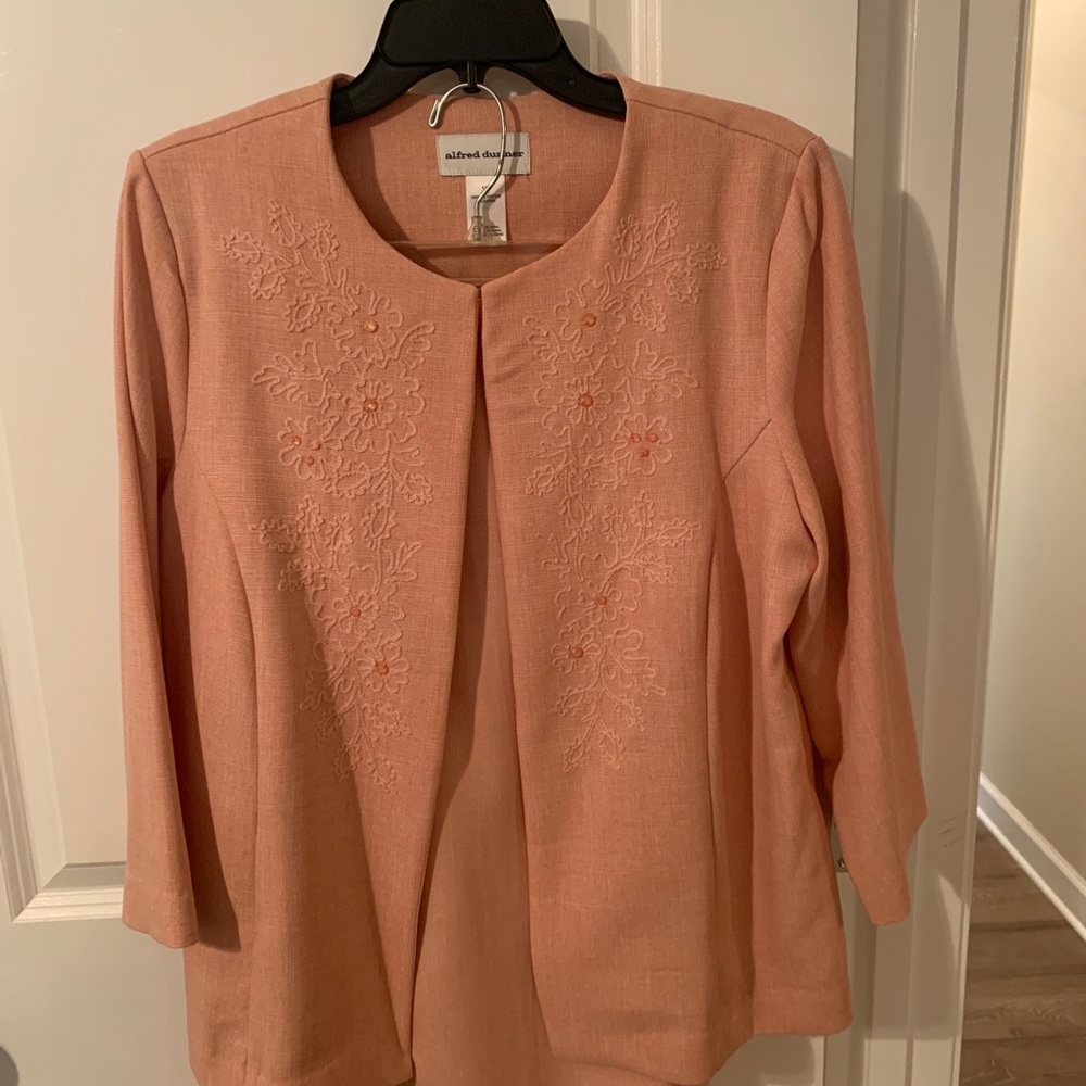 Alfred Dunner, La Dolce Vita Suit~Jacket & Skirt~Size 12, Apricot NWT